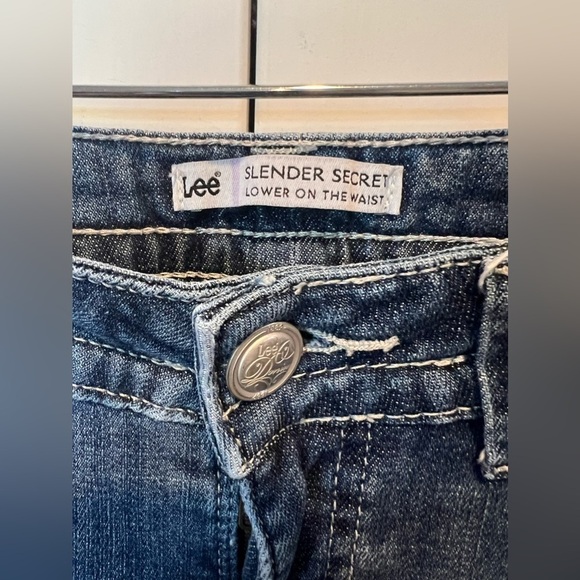 B7.16 Lee Slender Secret Bootcut Jeans Sequins Embroidered
Blue Denim - Picture 4 of 5